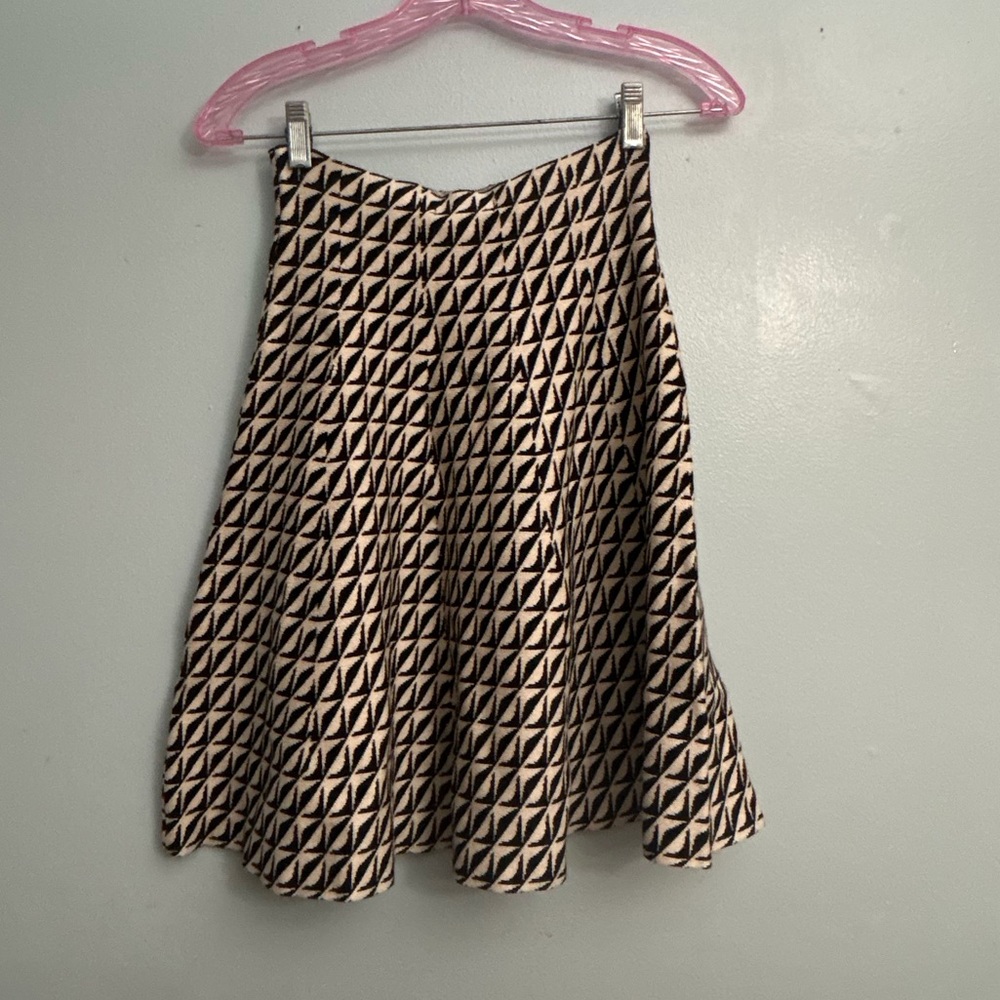 MAX STUDIO SKIRT - Picture 2 of 11